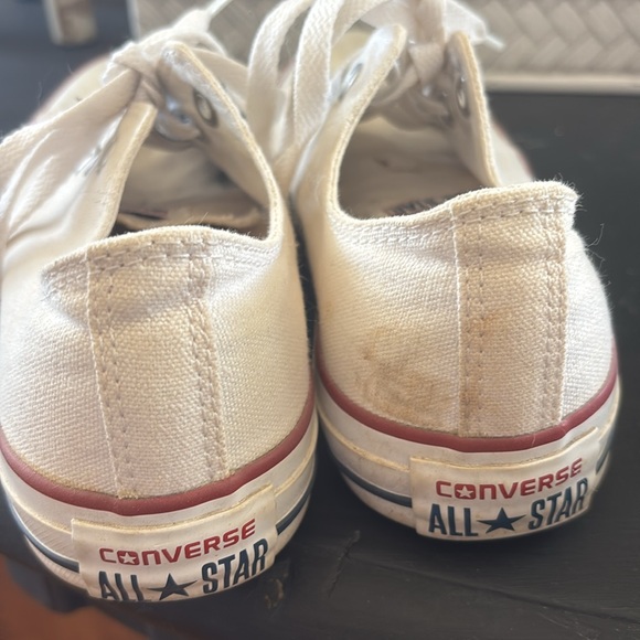 2 Pair of Converse All Stars - Picture 6 of 6